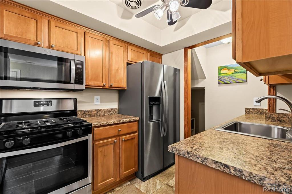 6832 NEW PROVIDENCE Way, Canton, MI 48187 — Photo 4