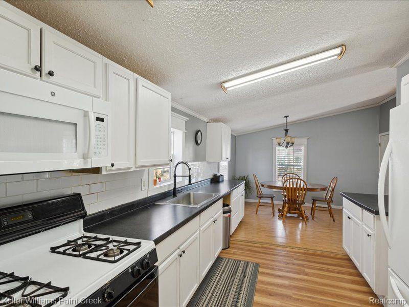 4208 MILL Street, North Branch, MI 48461 — Photo 10