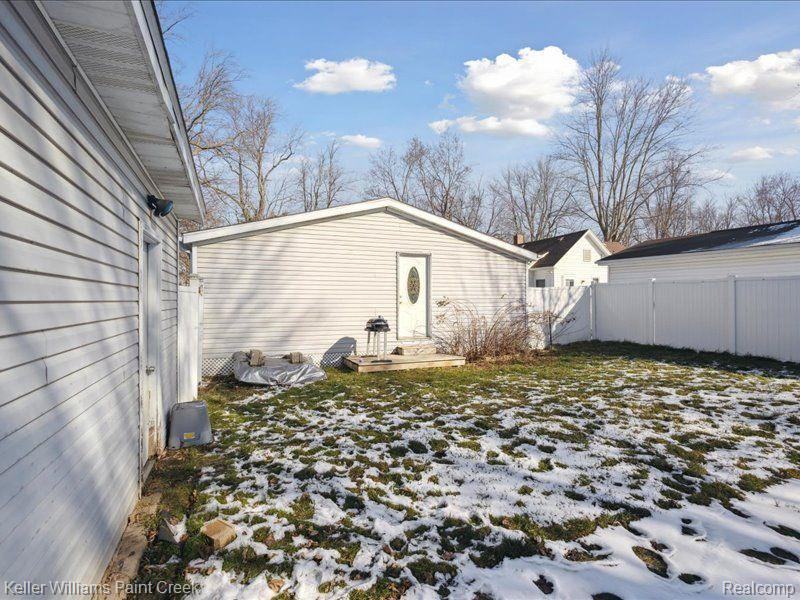 4208 MILL Street, North Branch, MI 48461 — Photo 27