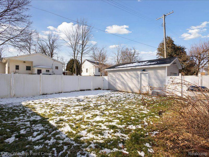4208 MILL Street, North Branch, MI 48461 — Photo 30