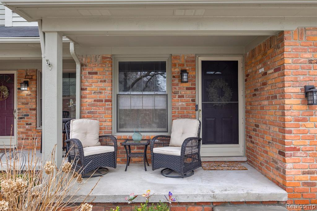 452 OAKGROVE, Clawson, MI — Photo 4