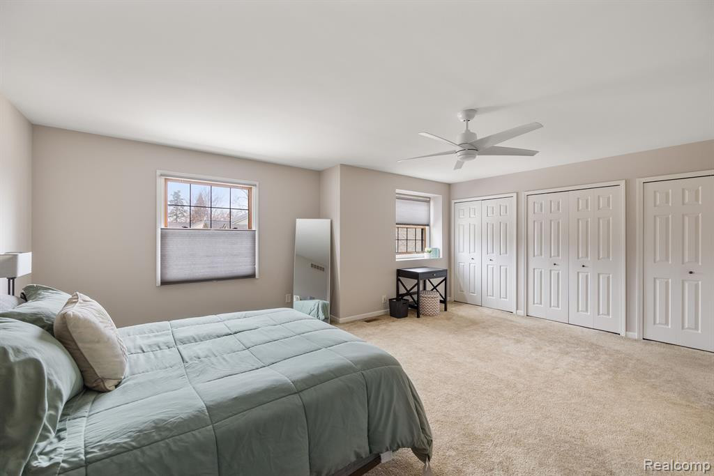 452 OAKGROVE, Clawson, MI — Photo 21