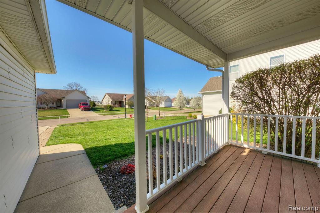 3447 Amber Oaks Drive, Howell, MI 48855 — Photo 4