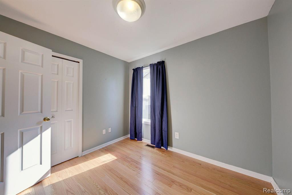 3447 Amber Oaks Drive, Howell, MI 48855 — Photo 22