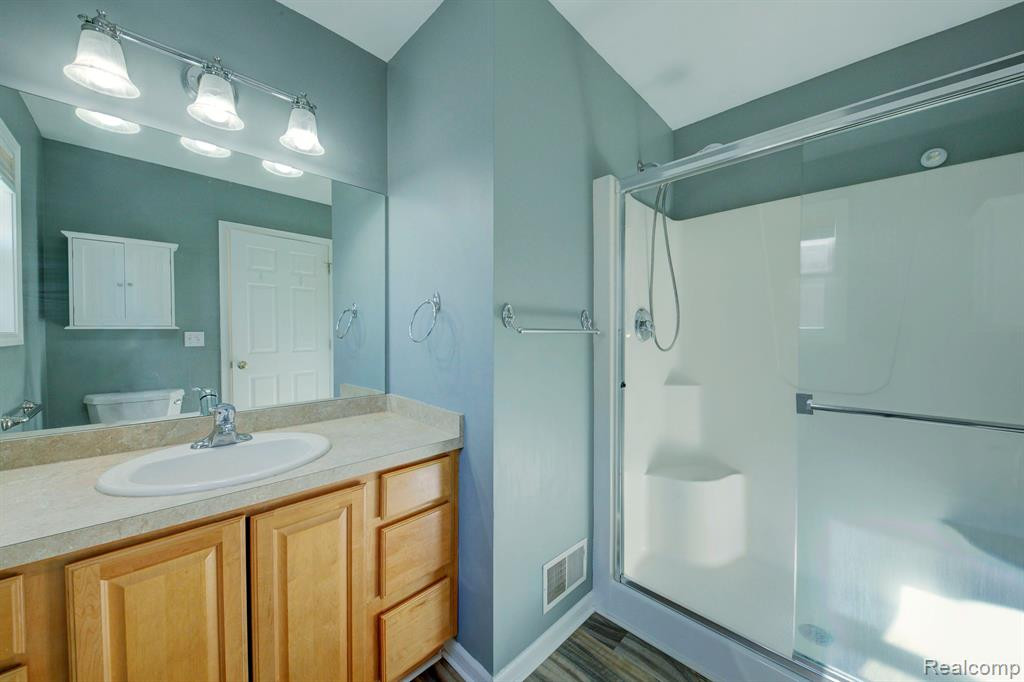 3447 Amber Oaks Drive, Howell, MI 48855 — Photo 30