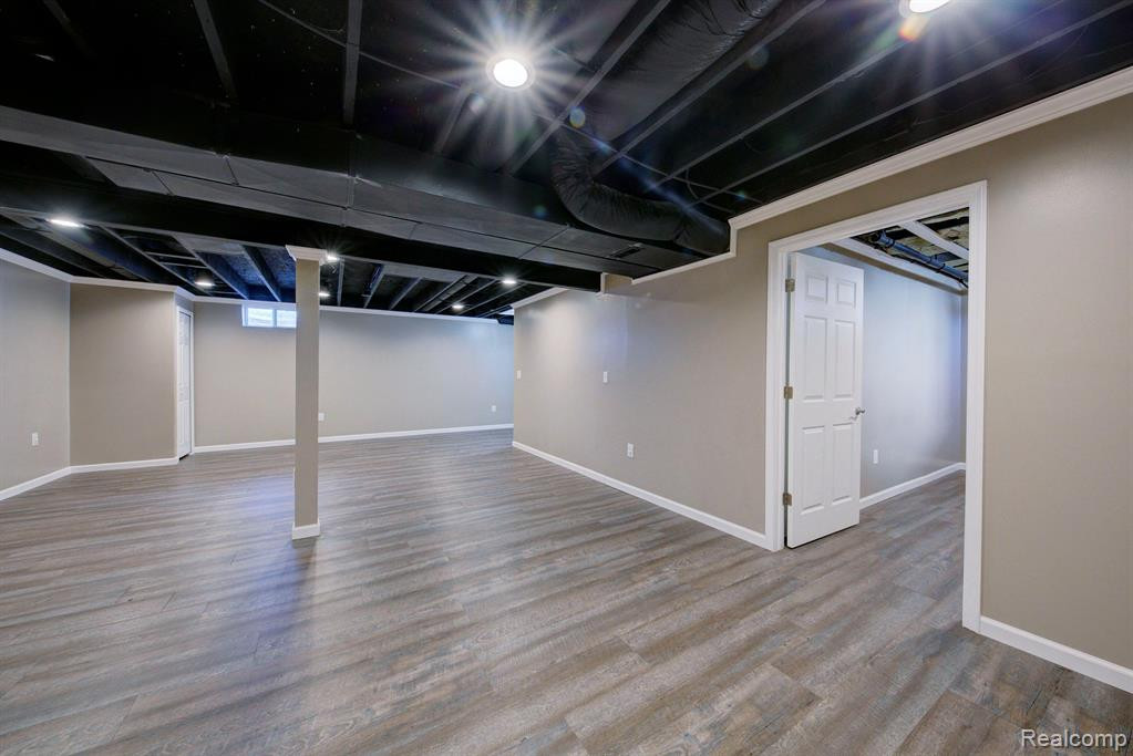 3447 Amber Oaks Drive, Howell, MI 48855 — Photo 35