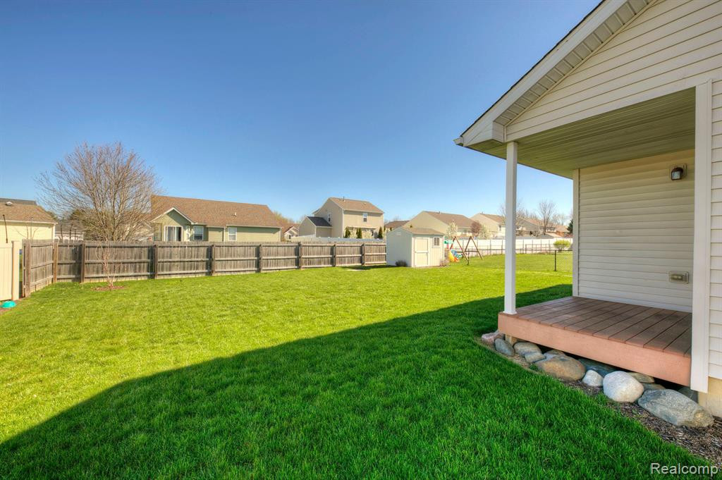 3447 Amber Oaks Drive, Howell, MI 48855 — Photo 41