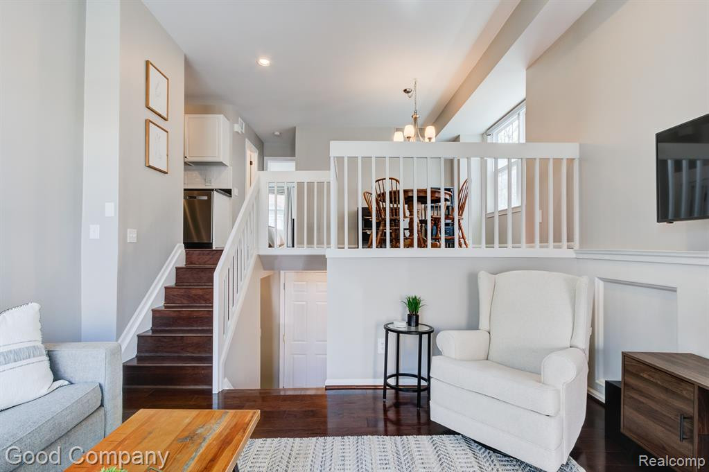 1325 S WASHINGTON Avenue, Royal Oak, MI 48067 — Photo 5