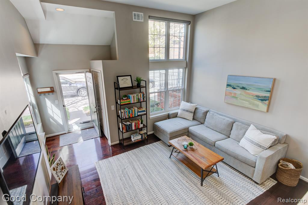 1325 S WASHINGTON Avenue, Royal Oak, MI 48067 — Photo 10