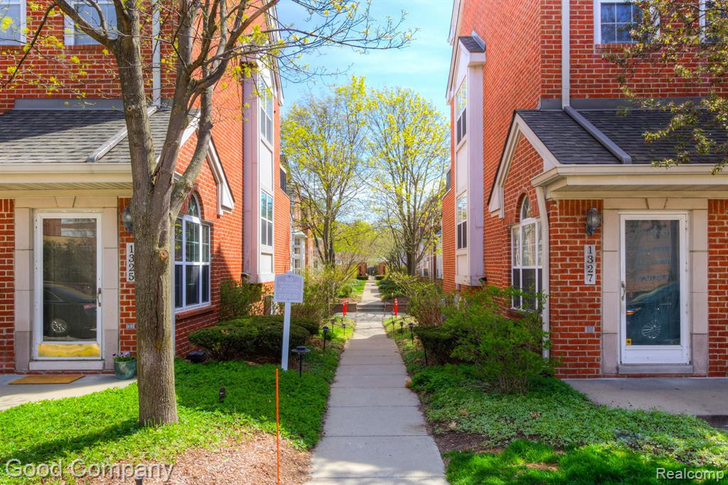 1325 S WASHINGTON Avenue, Royal Oak, MI 48067 — Photo 31