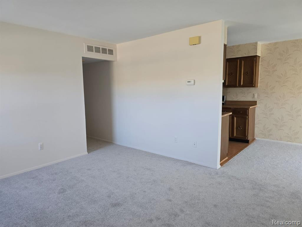 23743 STONEHENGE Boulevard, Novi, MI — Photo 4