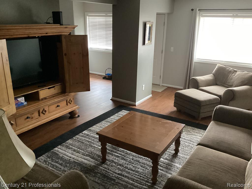 16273 Terrace Village Drive, 50, Taylor, MI 48180 — Photo 5