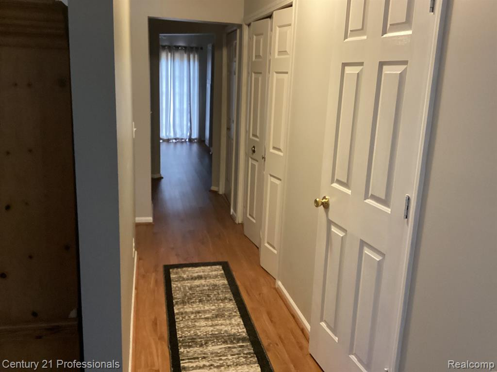16273 Terrace Village Drive, 50, Taylor, MI 48180 — Photo 6
