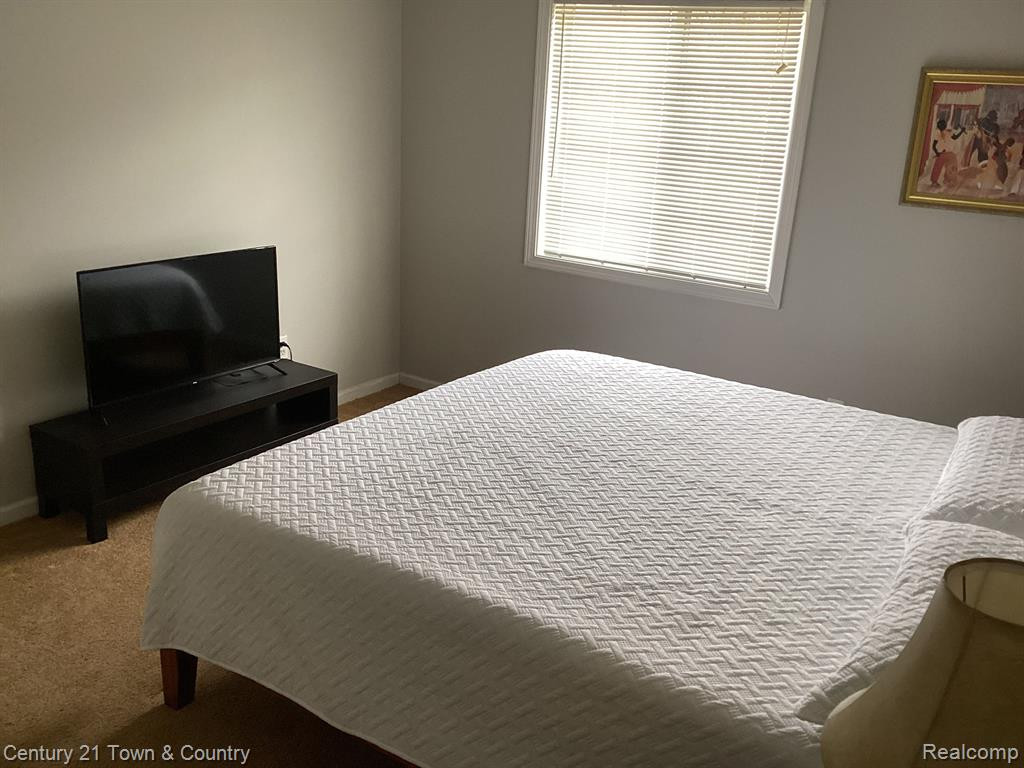 16273 Terrace Village Drive, 50, Taylor, MI 48180 — Photo 20