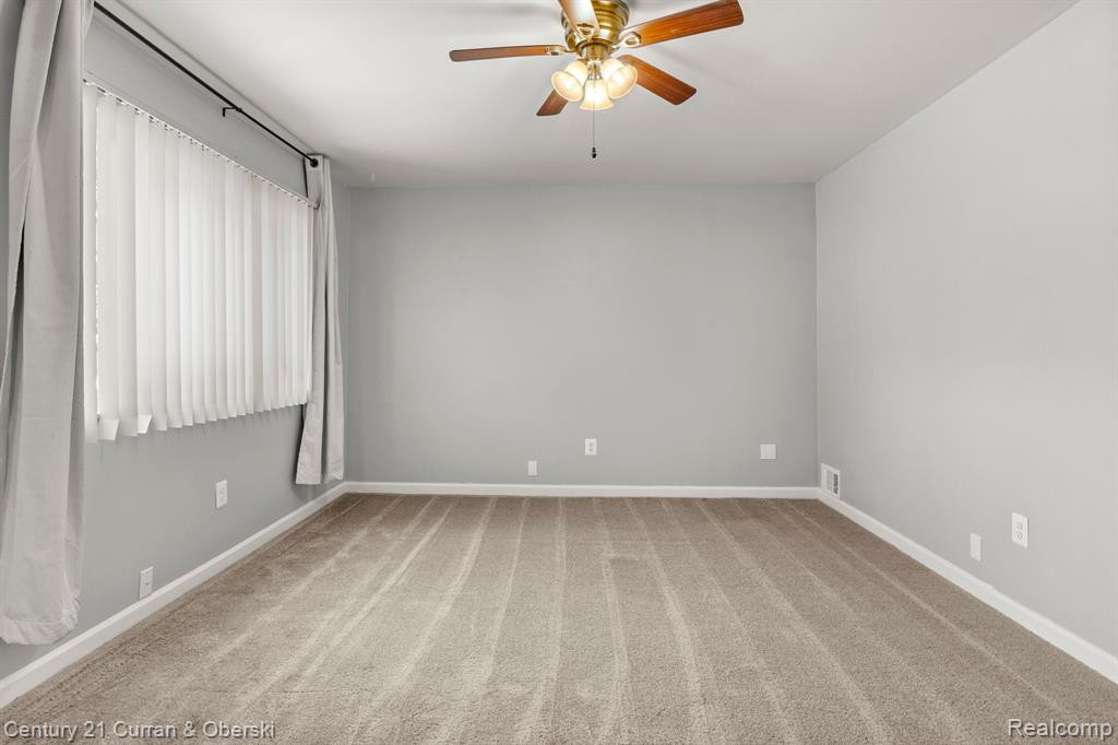 5887 WILKIE Street, Taylor, MI — Photo 2
