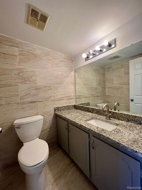 759 OAK BROOK RIDGE Drive, Rochester Hills, MI 48307 — Photo 13