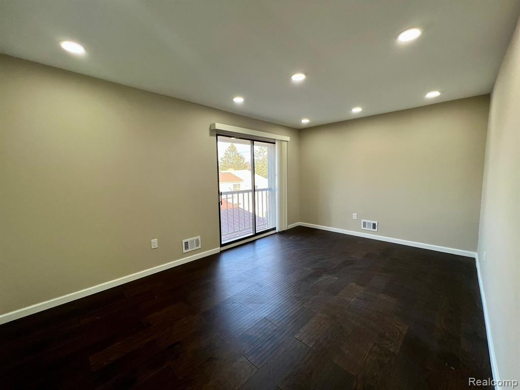 759 OAK BROOK RIDGE Drive, Rochester Hills, MI 48307 — Photo 14