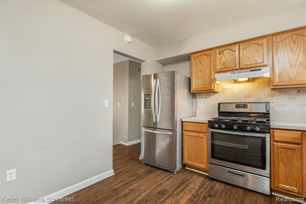 2920 ROUNDTREE Drive, #233, Troy, MI 48083 — Photo 14