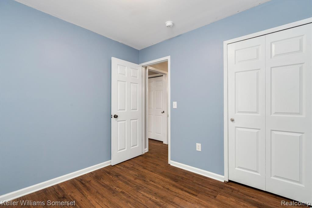 2920 ROUNDTREE Drive, #233, Troy, MI 48083 — Photo 17