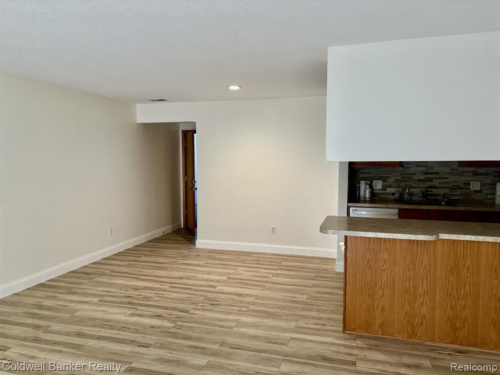 9715 WILDFLOWER Court, 2, Belleville, MI 48111 — Photo 3