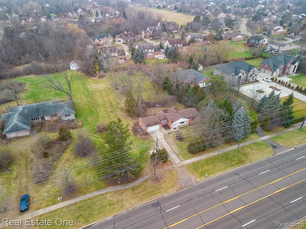 4165 Crooks Road, Troy, MI 48098 — Photo 10