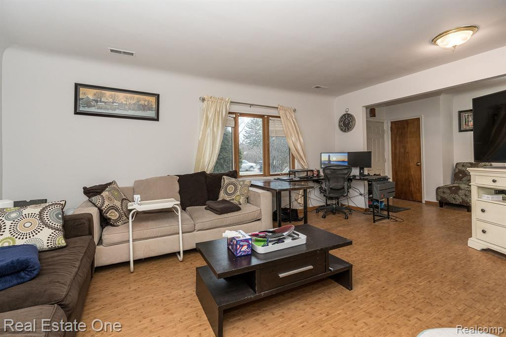 4165 Crooks Road, Troy, MI 48098 — Photo 13
