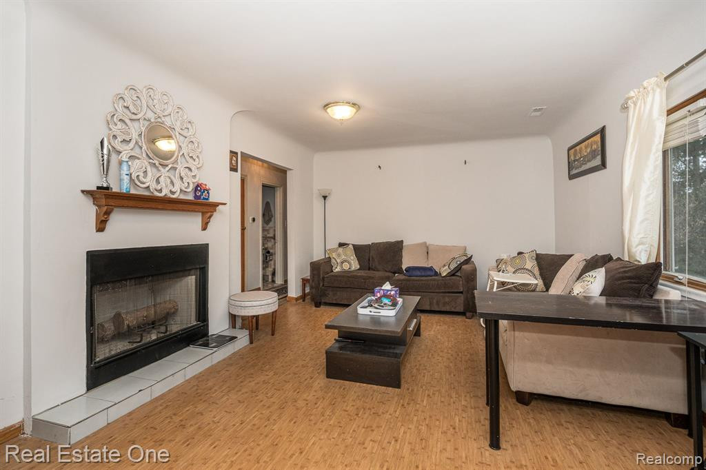 4165 Crooks Road, Troy, MI 48098 — Photo 16