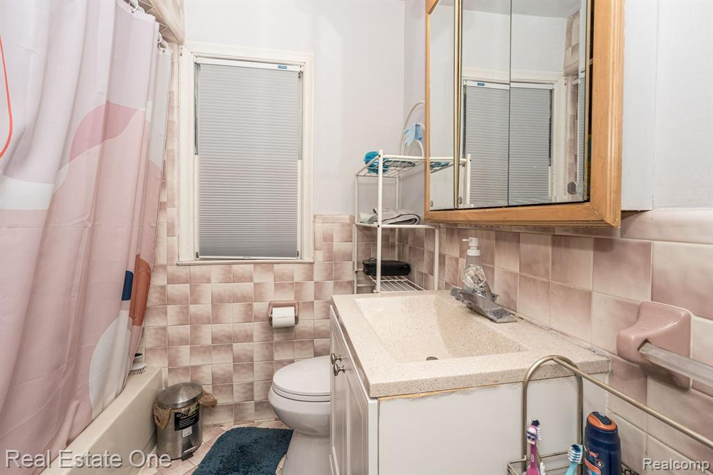 4165 Crooks Road, Troy, MI 48098 — Photo 24