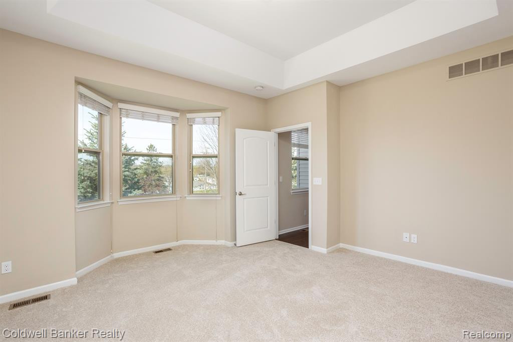 2349 PALMETTO, Commerce Twp, MI 48382 — Photo 15