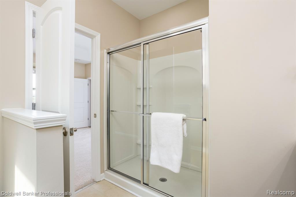 2349 PALMETTO, Commerce Twp, MI 48382 — Photo 18