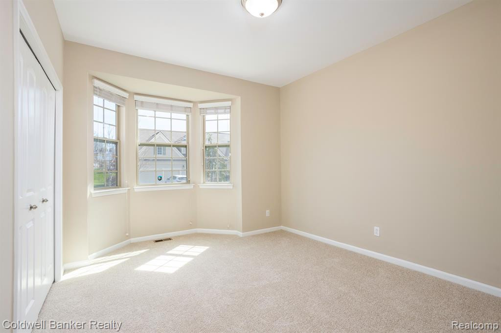 2349 PALMETTO, Commerce Twp, MI 48382 — Photo 19