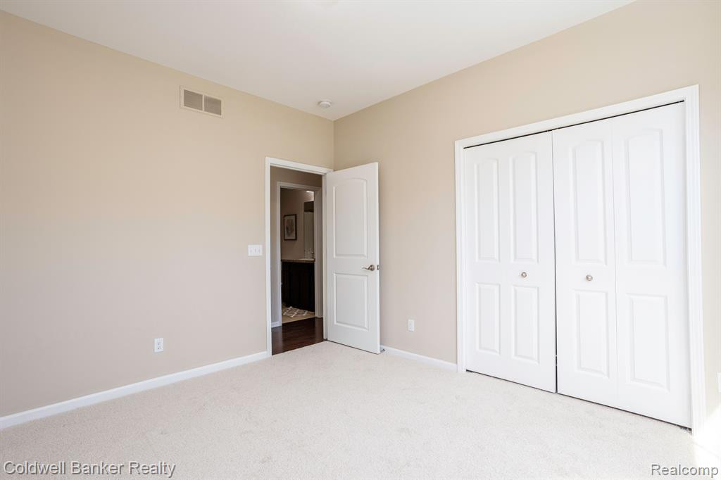 2349 PALMETTO, Commerce Twp, MI 48382 — Photo 20