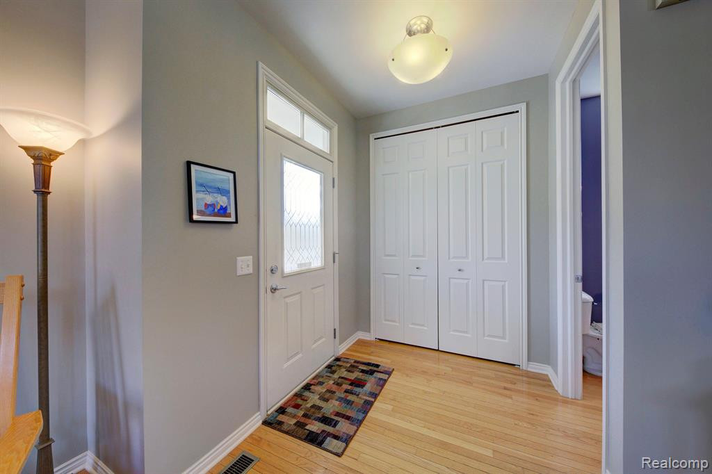 418 Patriot Street, Canton, MI 48188 — Photo 6
