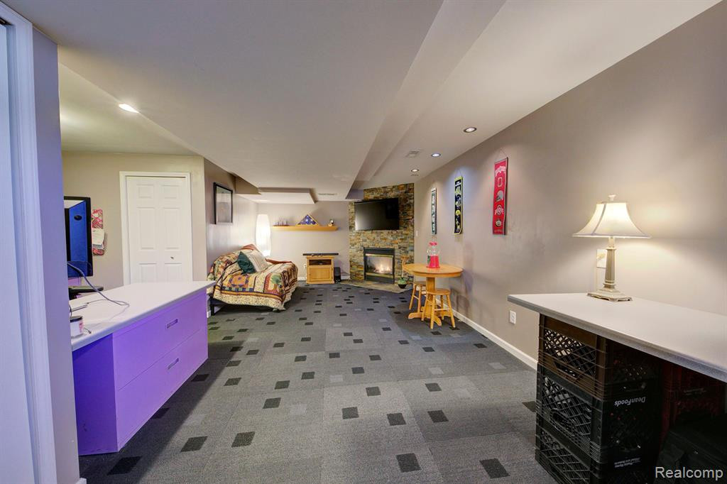 418 Patriot Street, Canton, MI 48188 — Photo 39