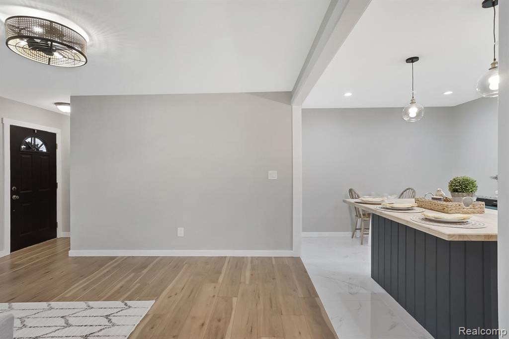 1296 STAMFORD Road, Ypsilanti, MI 48198 — Photo 10