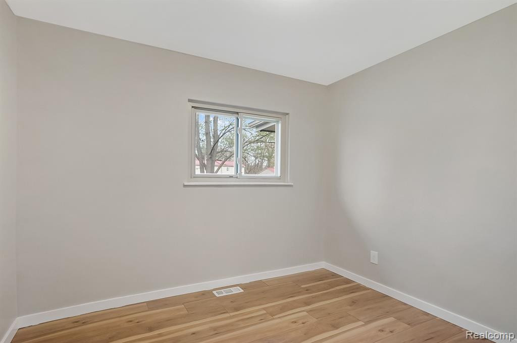 1296 STAMFORD Road, Ypsilanti, MI 48198 — Photo 25