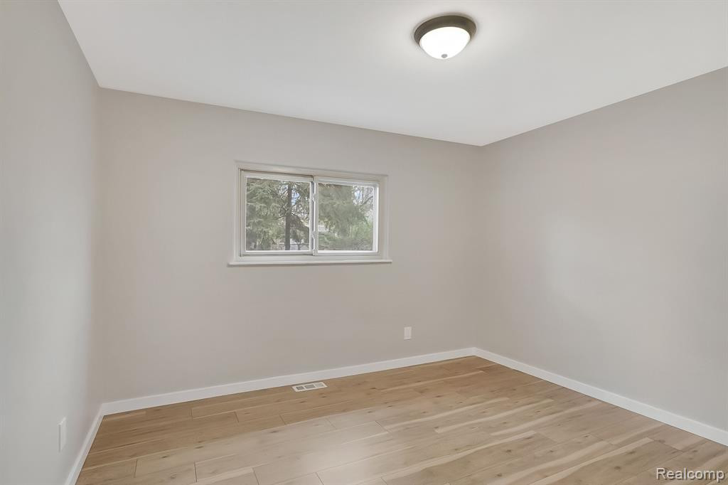 1296 STAMFORD Road, Ypsilanti, MI 48198 — Photo 27
