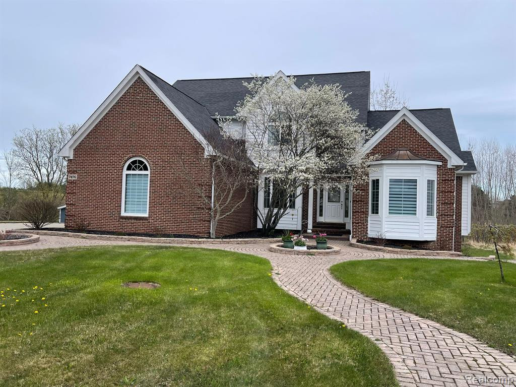 7476 TARA, Goodrich Vlg, MI — front exterior