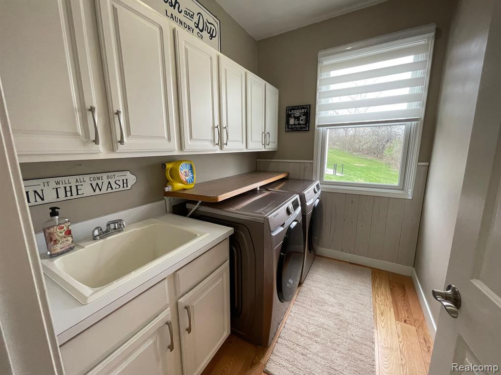 7476 TARA, Goodrich Vlg, MI — Photo 18