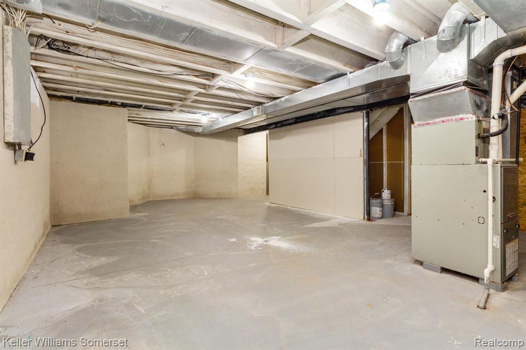 6565 SPRINGBORN Road, China, MI — Photo 41