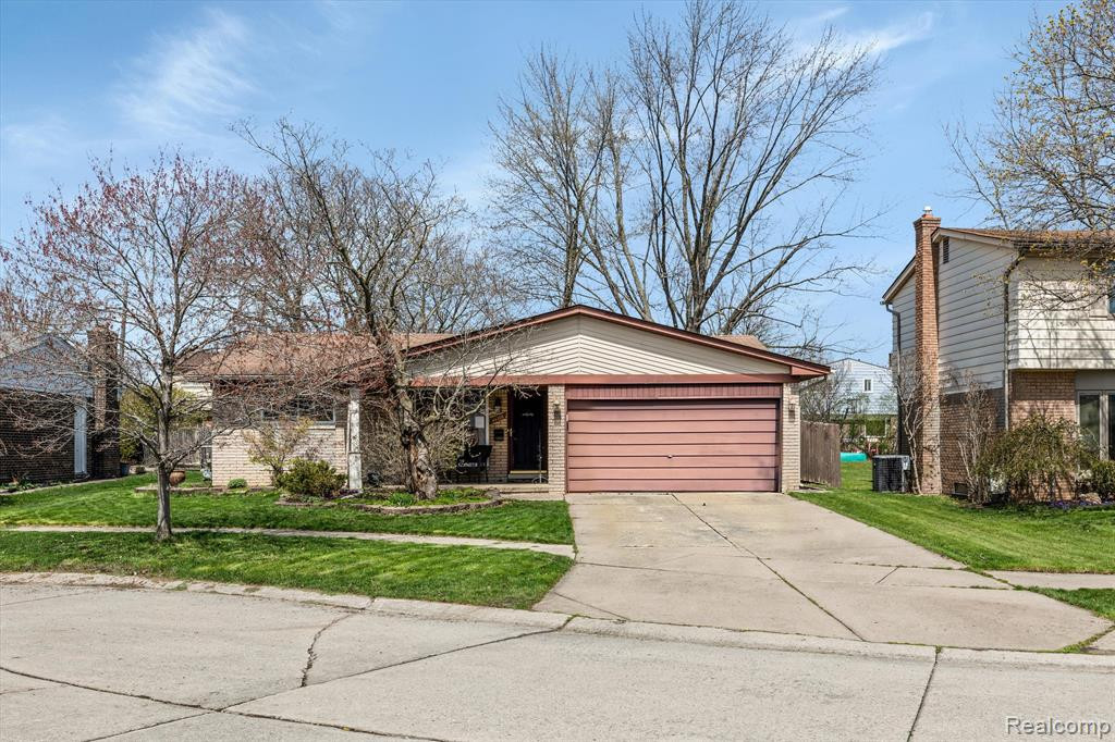 44286 POSTMILL Court, Canton, MI 48187 — Photo 2