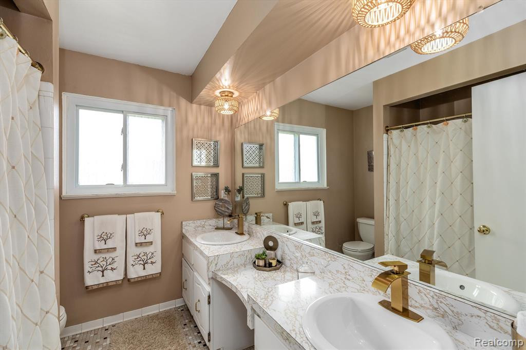 44286 POSTMILL Court, Canton, MI 48187 — Photo 15