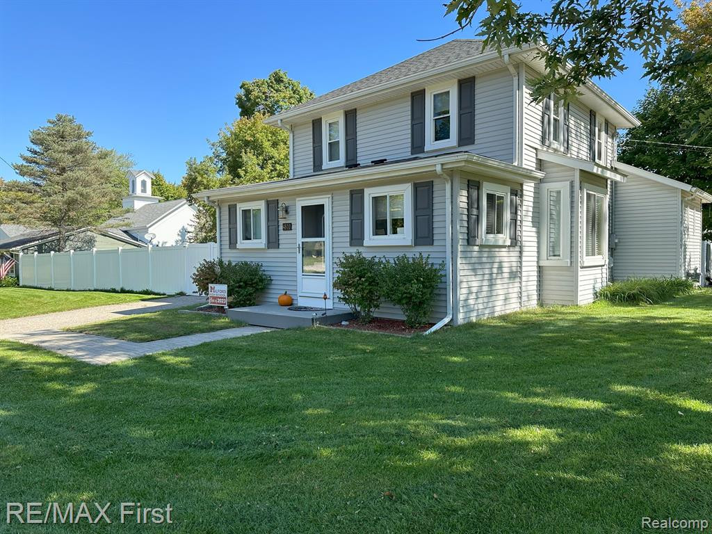 4810 N MILFORD Road, Highland, MI — Photo 2