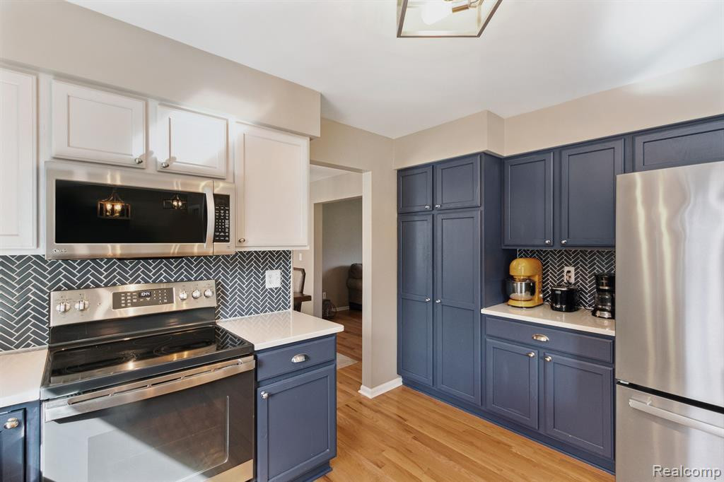 705 COVENTRY, Saline, MI 48176 — Photo 13