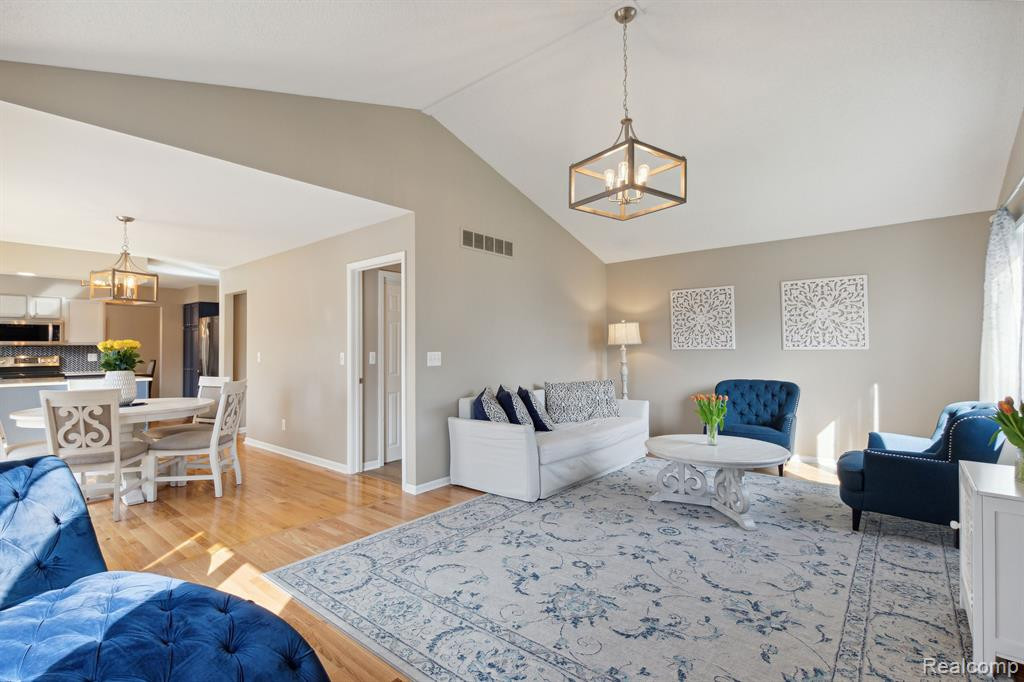 705 COVENTRY, Saline, MI 48176 — Photo 20