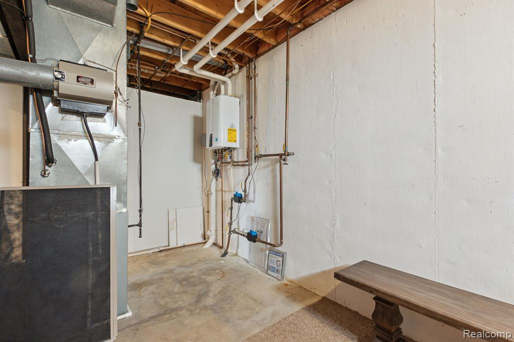 705 COVENTRY, Saline, MI 48176 — Photo 54