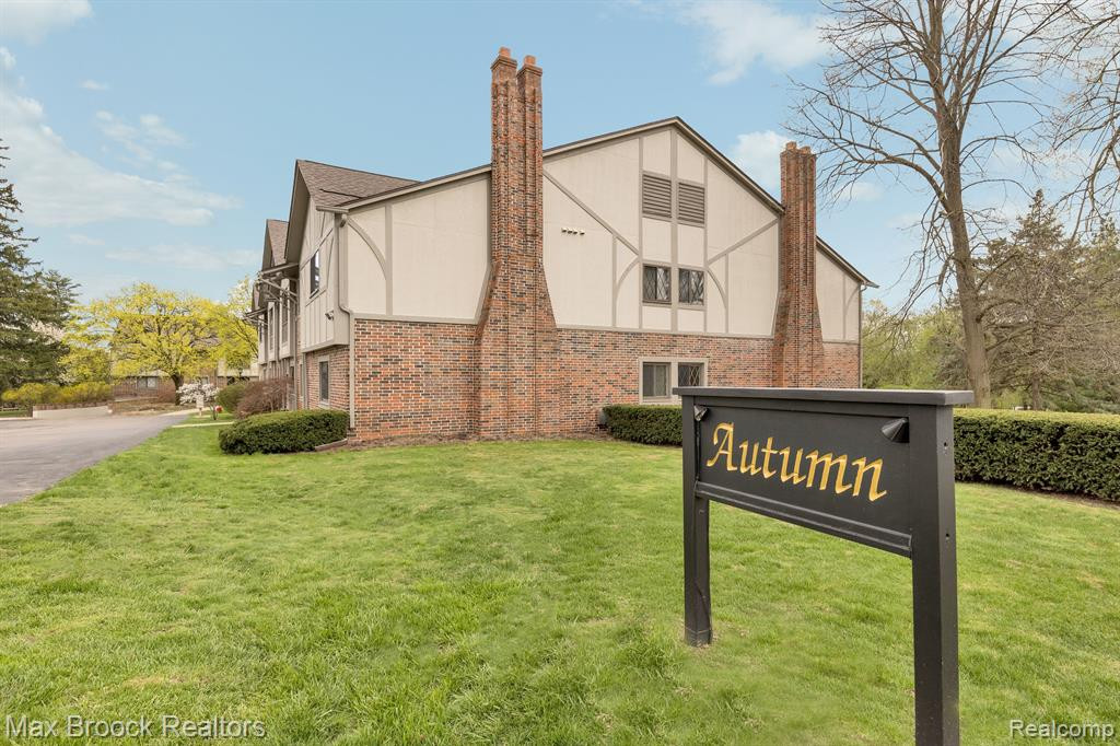 42160 WOODWARD Avenue, 8, Bloomfield Hills, MI 48304 — Photo 3