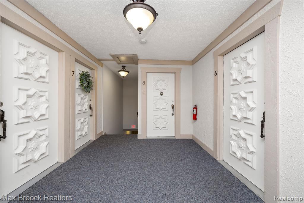 42160 WOODWARD Avenue, 8, Bloomfield Hills, MI 48304 — Photo 5