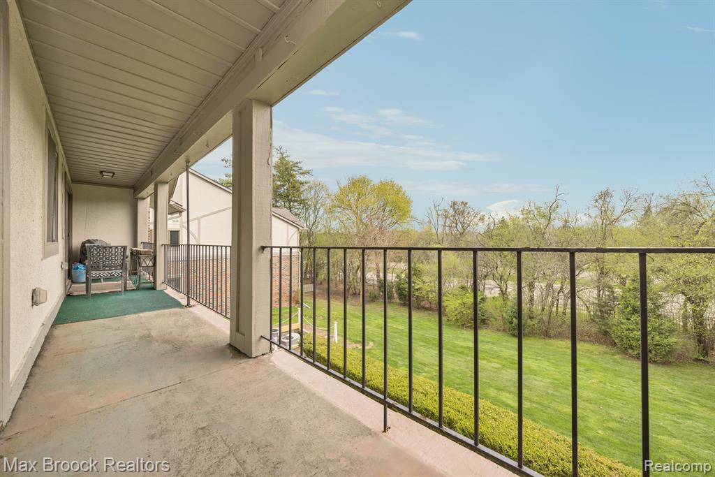 42160 WOODWARD Avenue, 8, Bloomfield Hills, MI 48304 — Photo 25