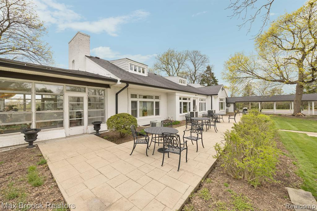 42160 WOODWARD Avenue, 8, Bloomfield Hills, MI 48304 — Photo 29